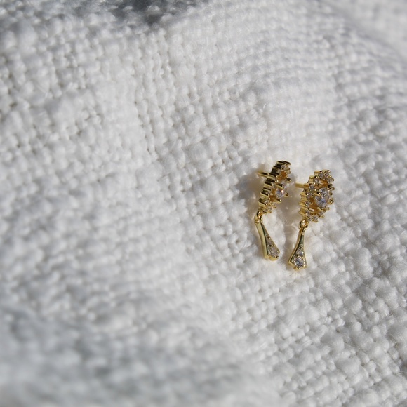 Sterling Silver Gold Oval Tassel Stud Earrings - Picture 5 of 11